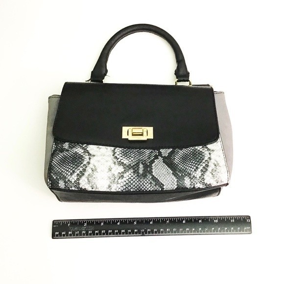 A New Day Black and Grey Snakeskin Purse - Picture 8 of 8